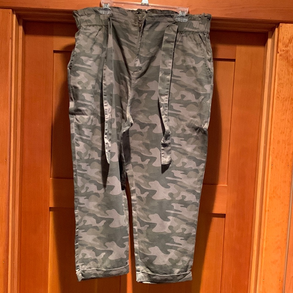 Stitch Star Camouflage jeans sz16